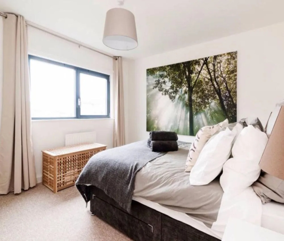 Cottage Road Flat