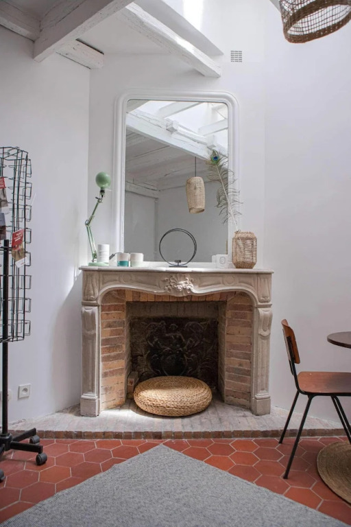 Cozy, Well-equipped Studio in Montmartre for 2!