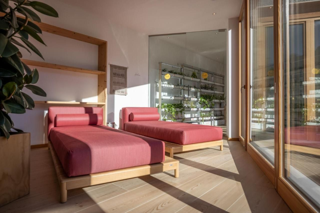 Giallo Dolomiti Wellness