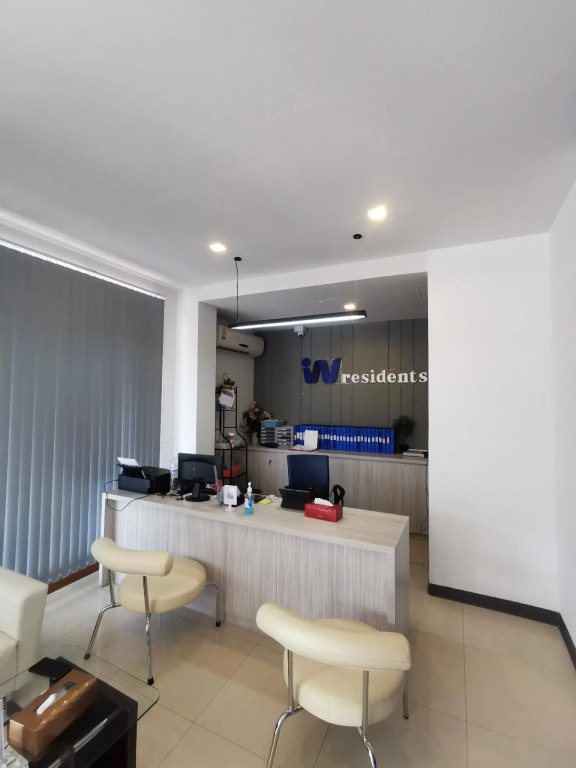 W Residents
