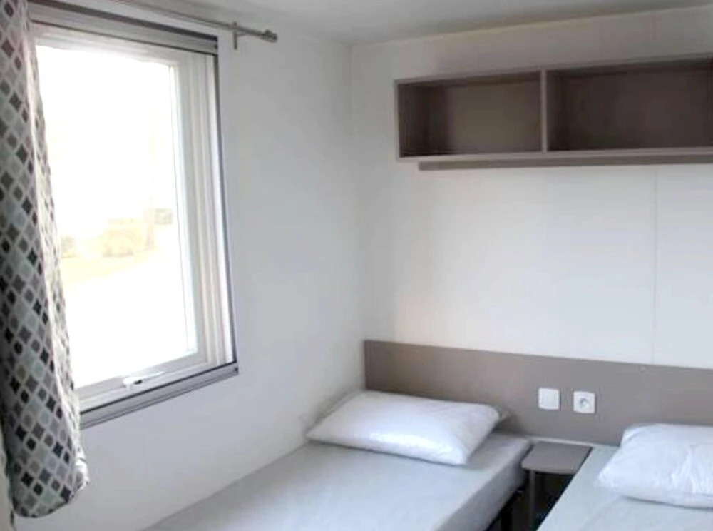 Property With 3 Bedrooms in Saint-jean-de-monts, With Shared Pool, Enclosed Garden and Wifi