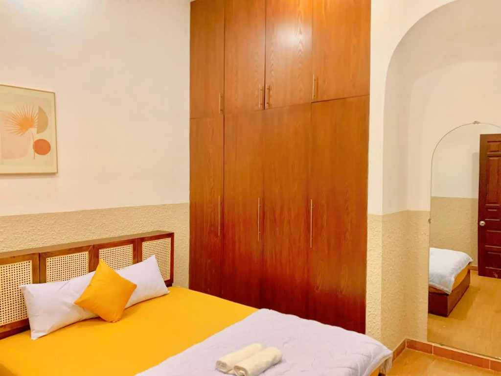 Gỗ Hotel