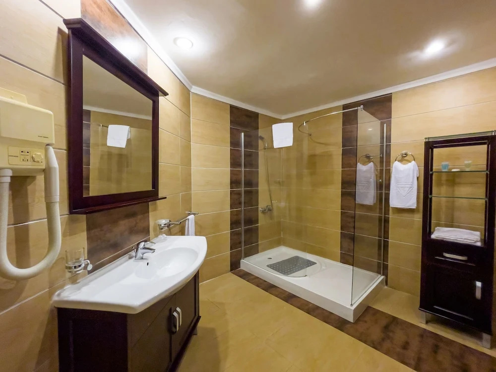Black Diamond Hotel