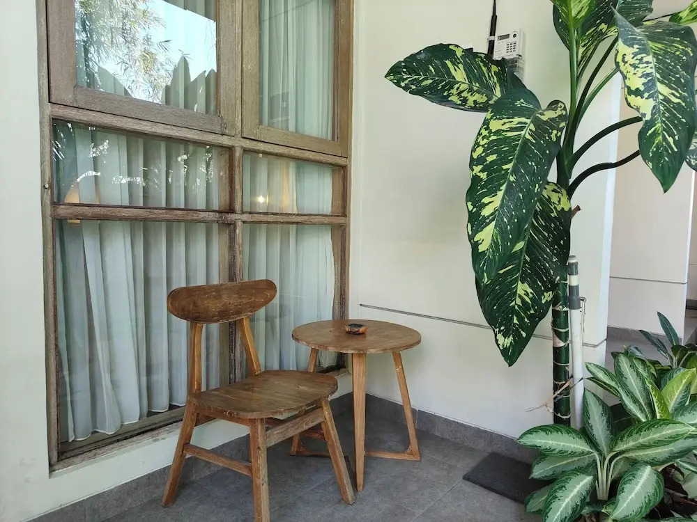 Manuver Surf and Stay Uluwatu Bali