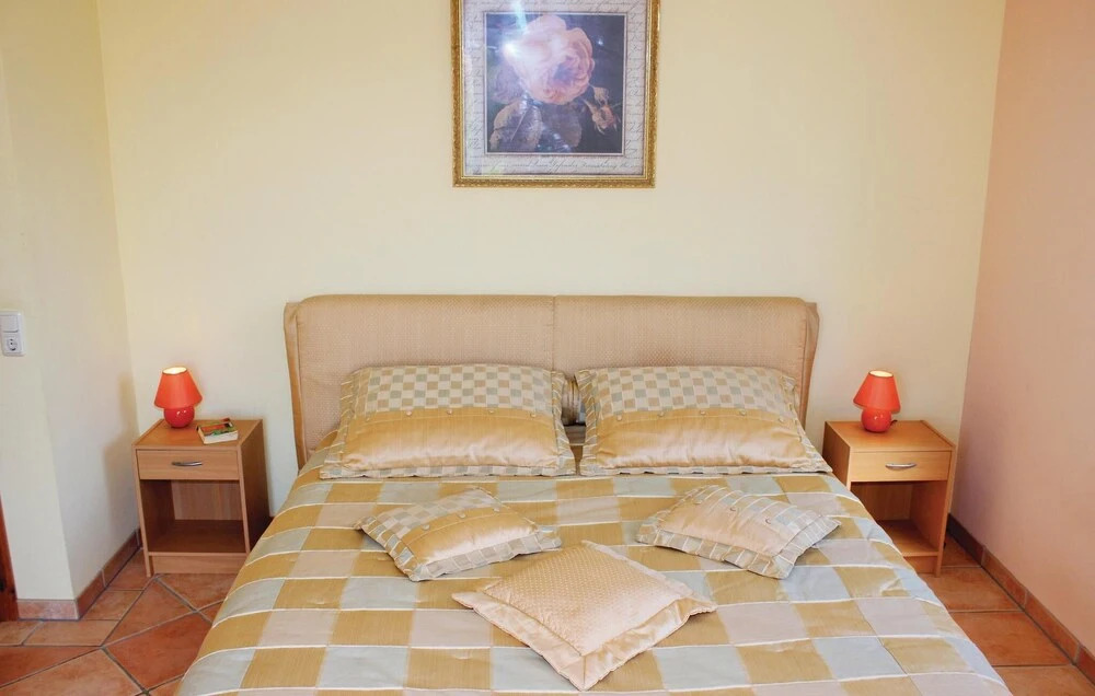 Beautiful Apartment in Börgerende With 2 Bedrooms