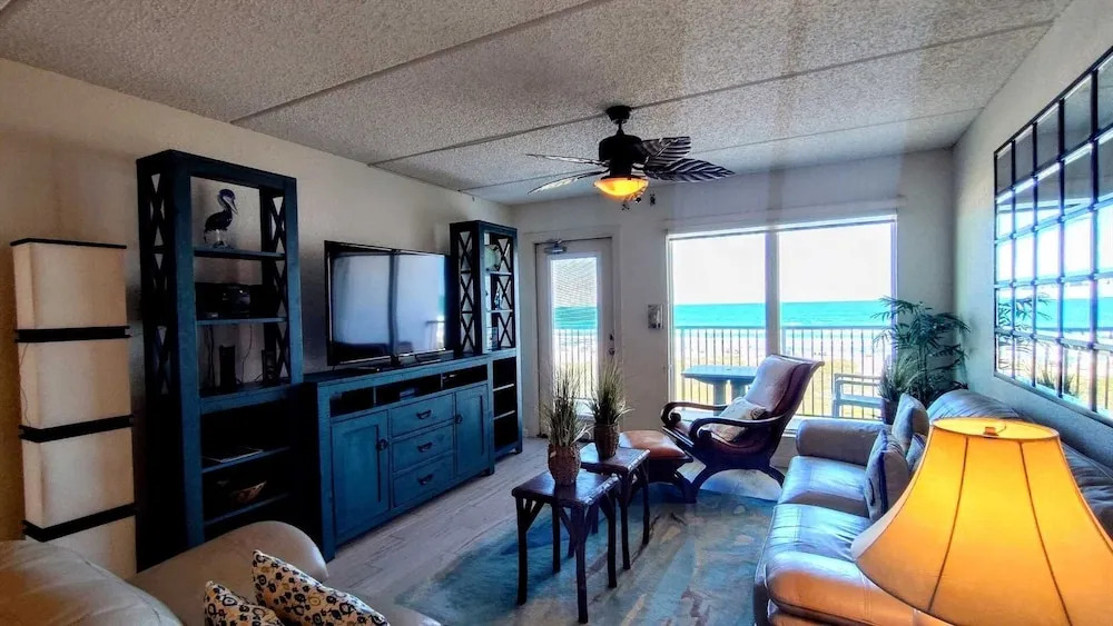 Embassy 402 Minium 2 Bedroom Condo by RedAwning