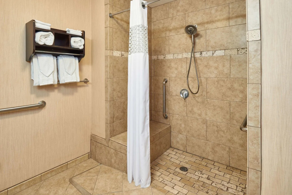 Hampton Inn & Suites Waco-South