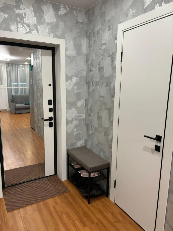 Ideal Apartment (Идеал Апартмент) на проспекте 100-летия Владивостока 163