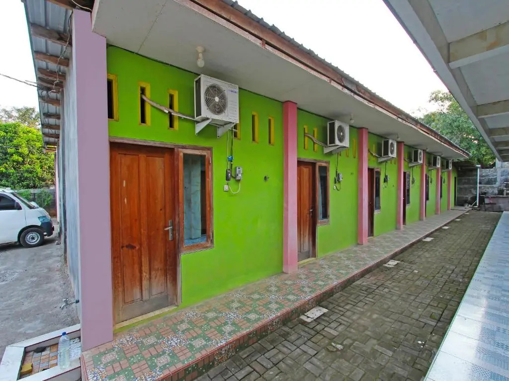OYO 91476 Srikaya Hotel 3