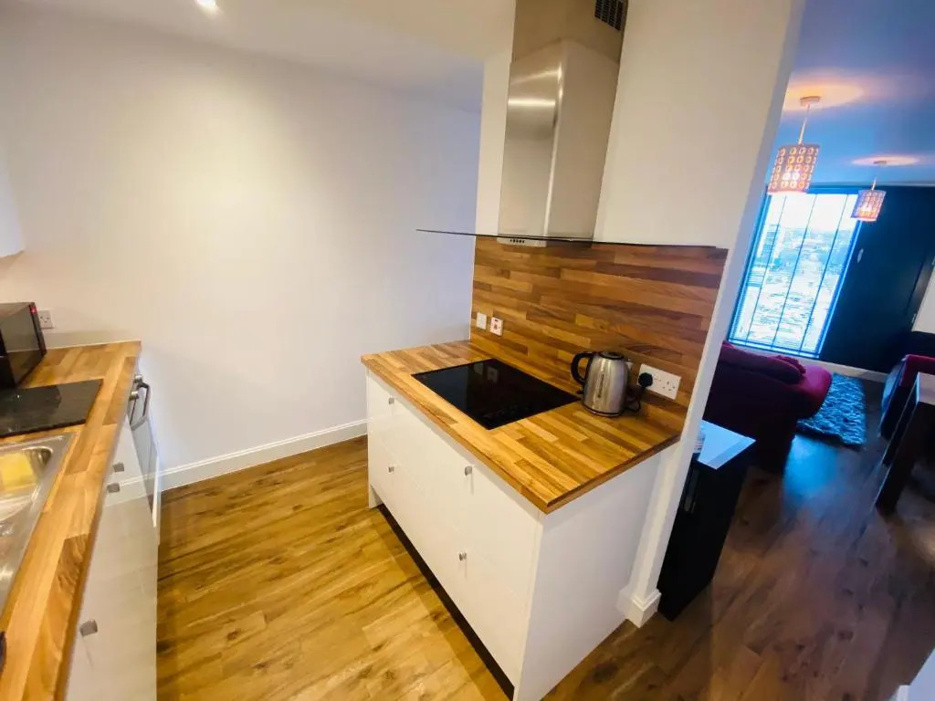 Stewart St James Walk Apartment