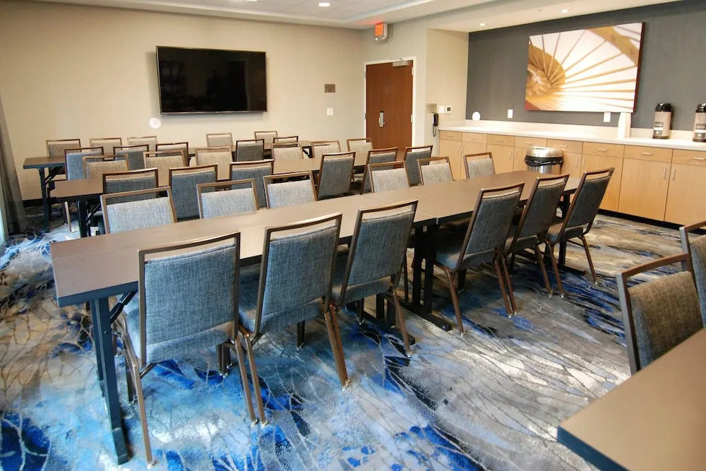 Fairfield Inn & Suites Winona