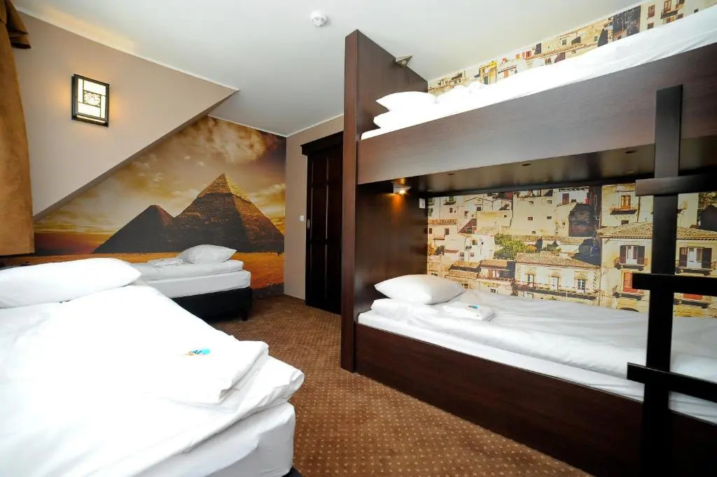 World Hostel - Old Town