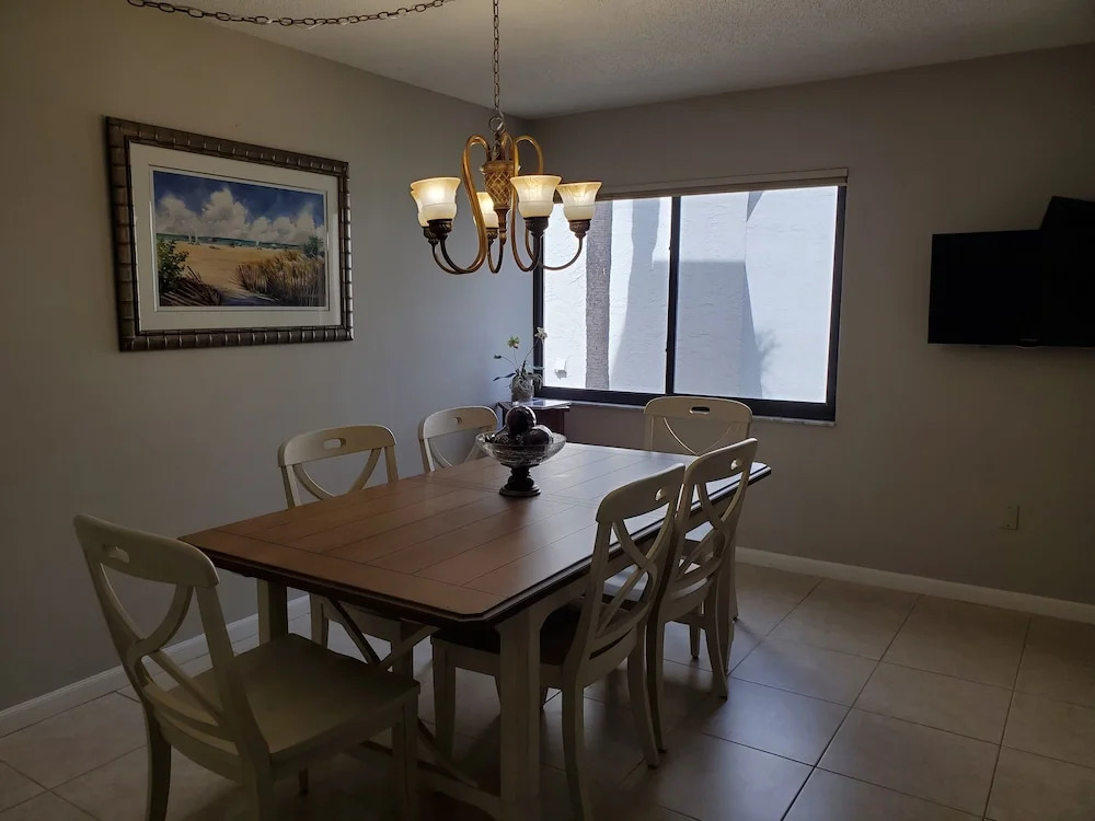 Midnight Cove Ii 221d - Serene Bayfront Vacation Rental! 3 Bedroom Apts