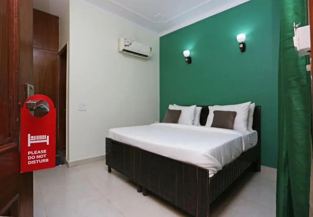 Noida Nest Guest House