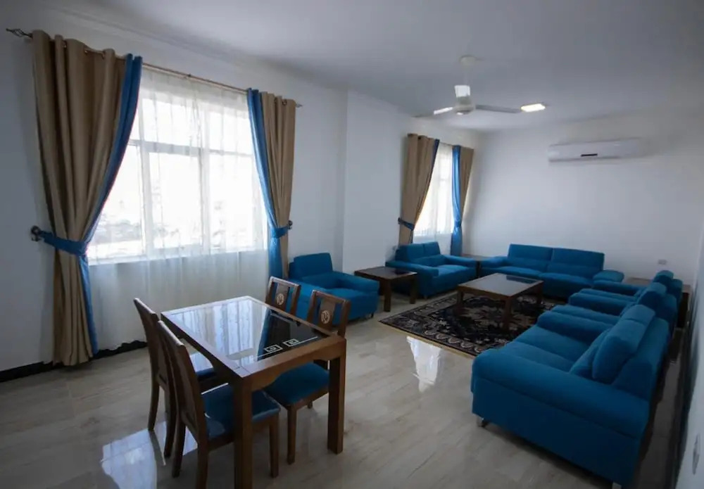 Home Station Hotel