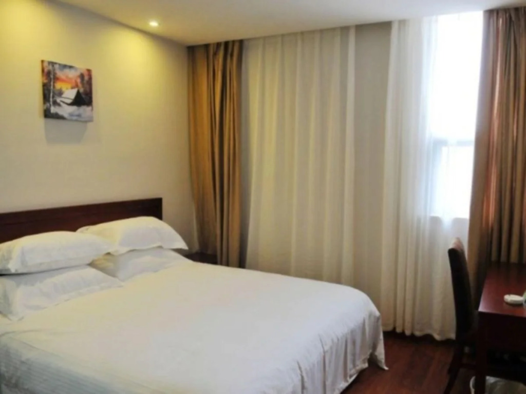 Greentree Inn Suzhou Wujiang Tongli Express Hotel