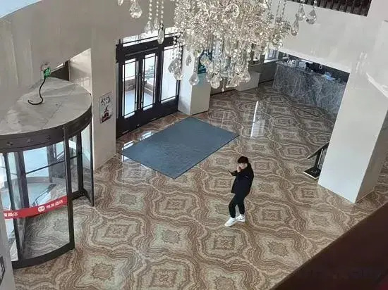 Zhenglanqi Yilai Hotel