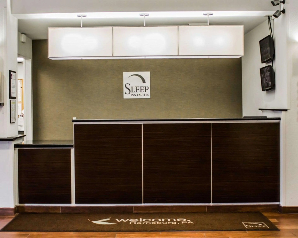 Express Inn & Suites