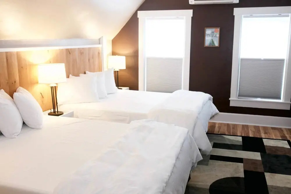 Inn at Kampfires
