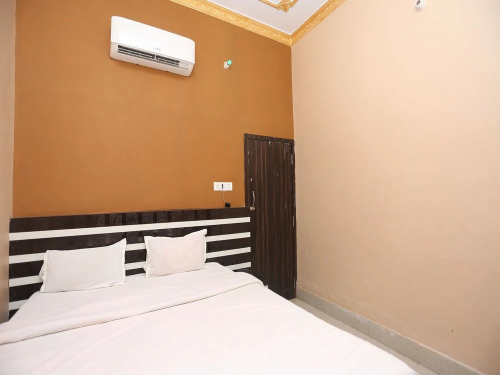 Maa Tara Hotel by OYO Rooms