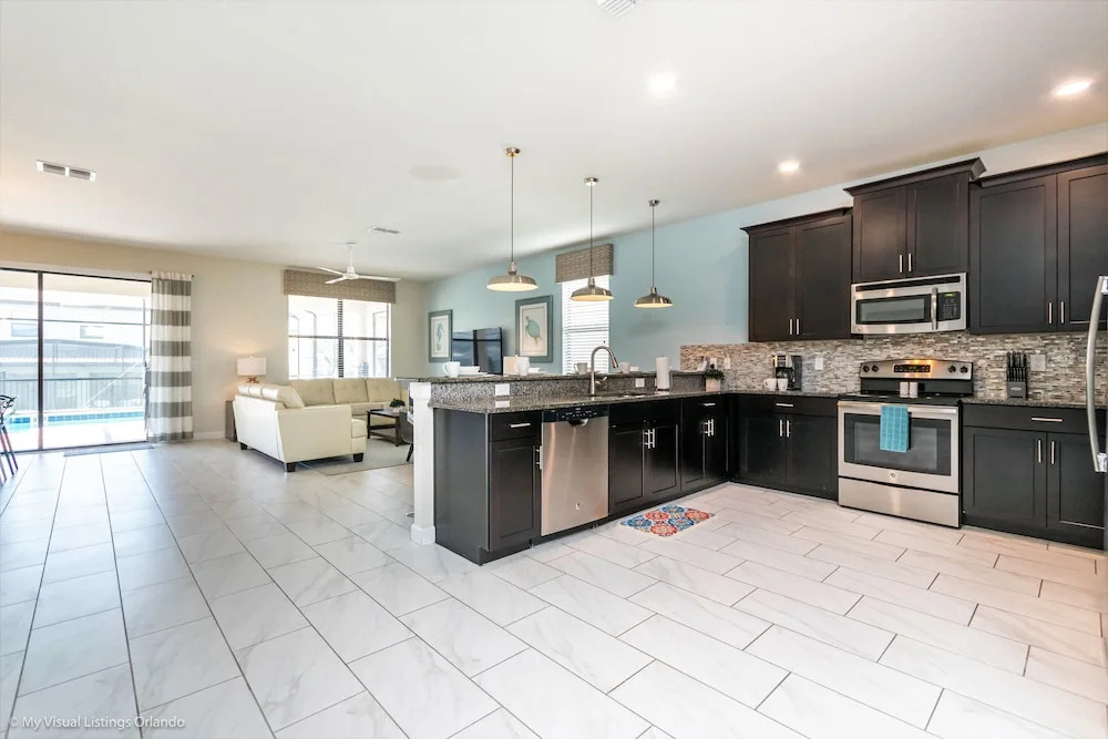 1512 Rolling Fairway Drive