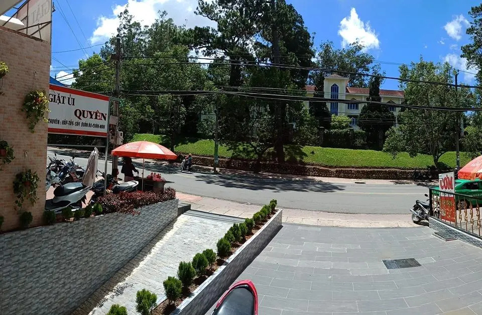 Queen Villa Hotel 2