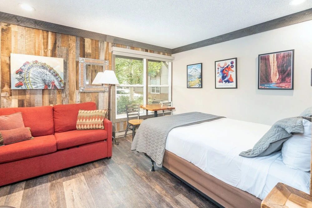 Mountainside Inn 412 1 Bedroom Hotel Room by Alpine Lodging Telluride