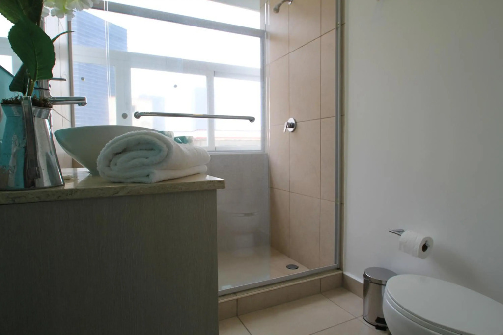 Boutique Apartment Downtown 707 two bedrooms
