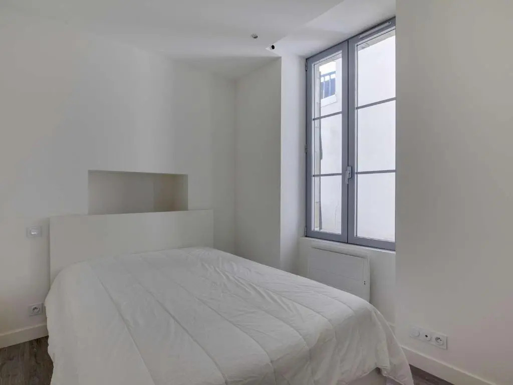 Appartement de Charme avec Jardin et Terrasse au Centre dHendaye, à 2 km de la Plage - FR-1-2-346