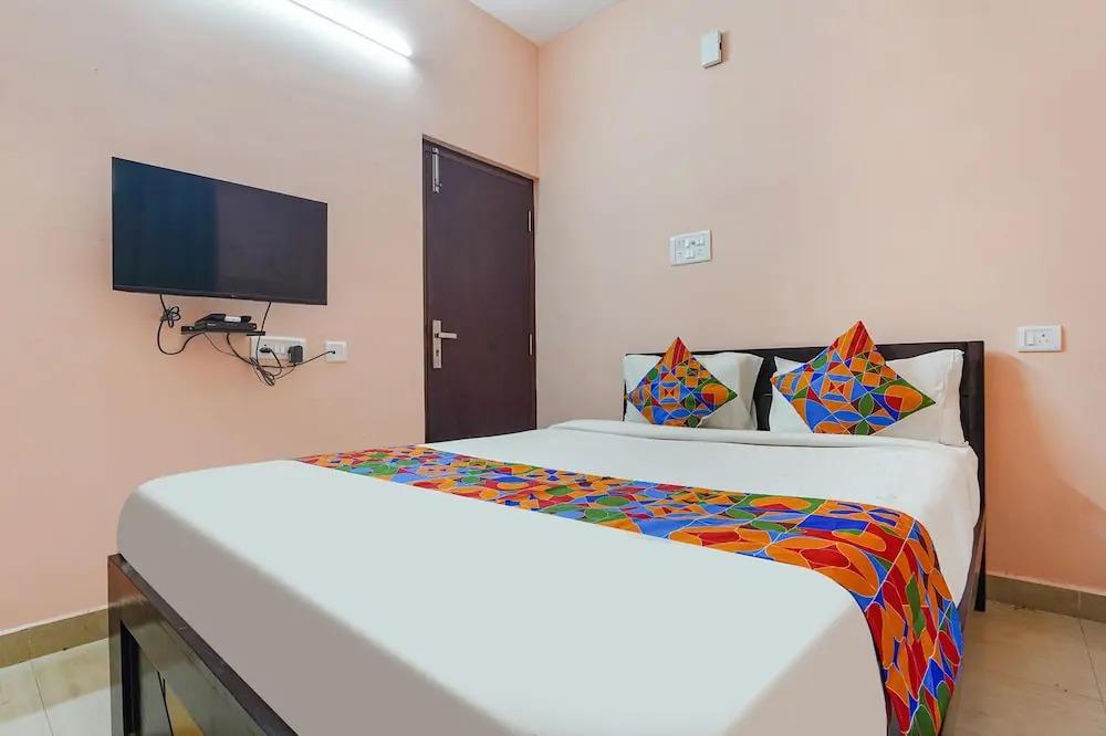 HOTEL SPARK RESIDENCY