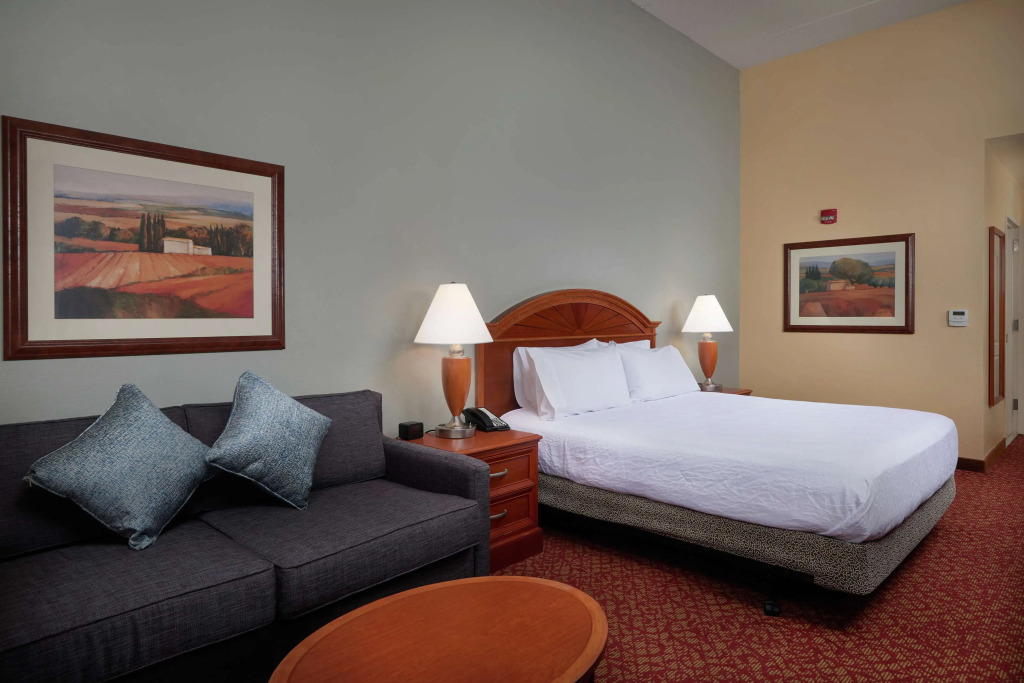 Hilton Garden Inn Newport News