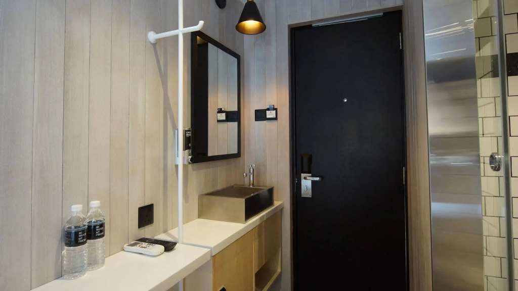 Container Hotel