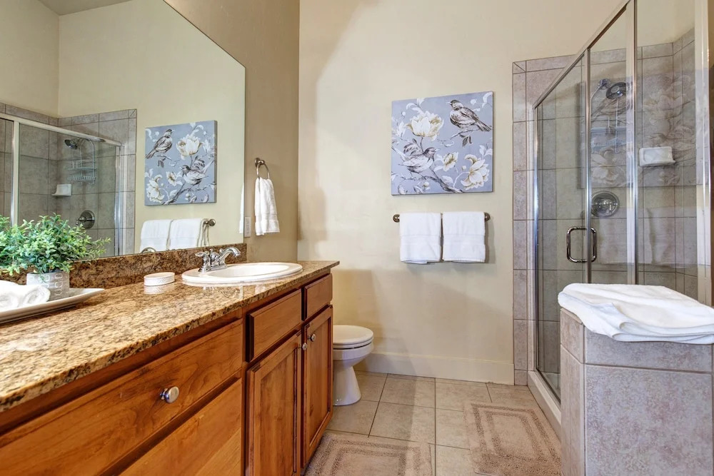 4BR/3.5BA Remarkable Bear Hollow Townhome by RedAwning