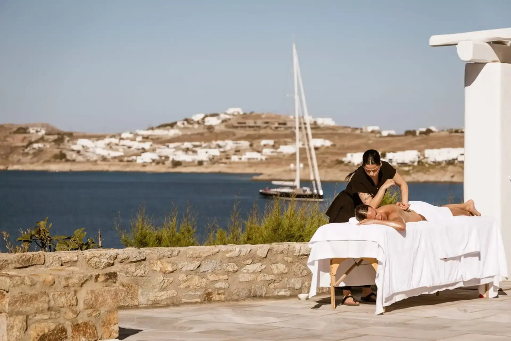 AGL Luxury Villas