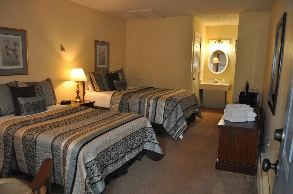 M22 Inn Glen Arbor