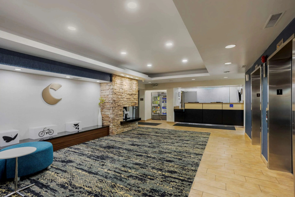 Comfort Inn & Suites Mt Laurel-Philadelphia