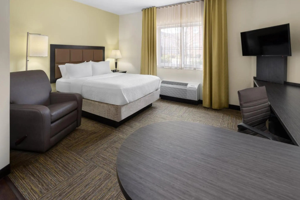 Candlewood Suites Philadelphia - Airport Area by IHG
