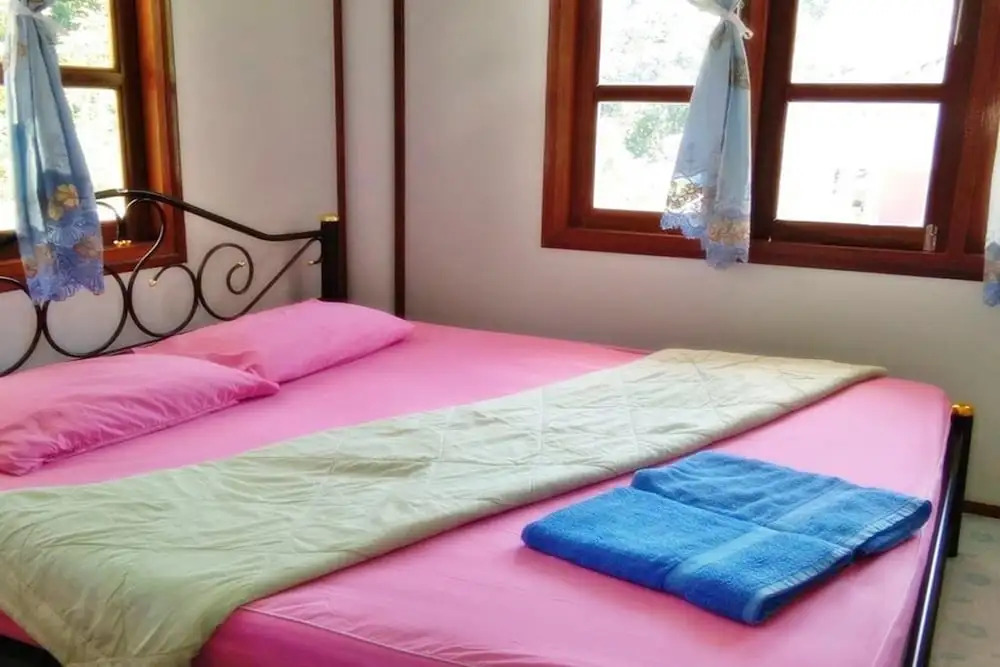 Koh Kood's Home