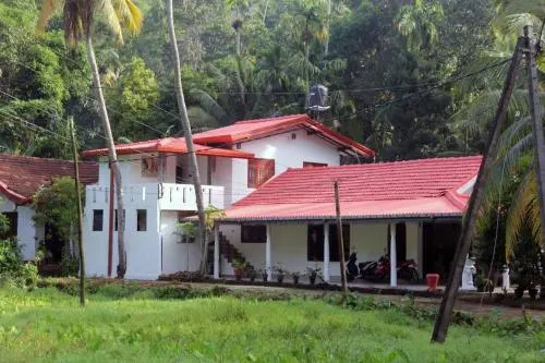 Sandaru Holiday Resort