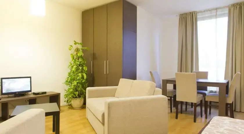 Academica Aparthotel