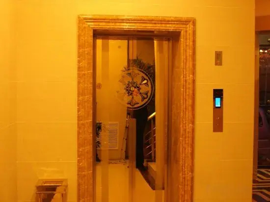 Ruisi city hotel