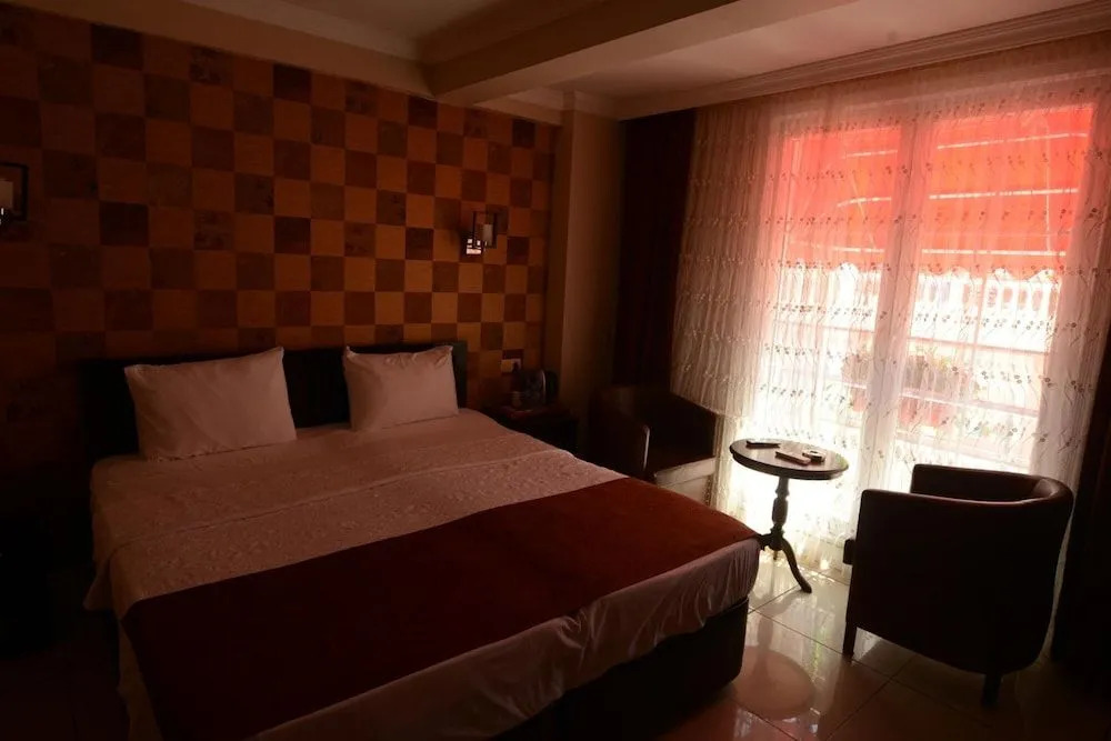 Selis Hotel