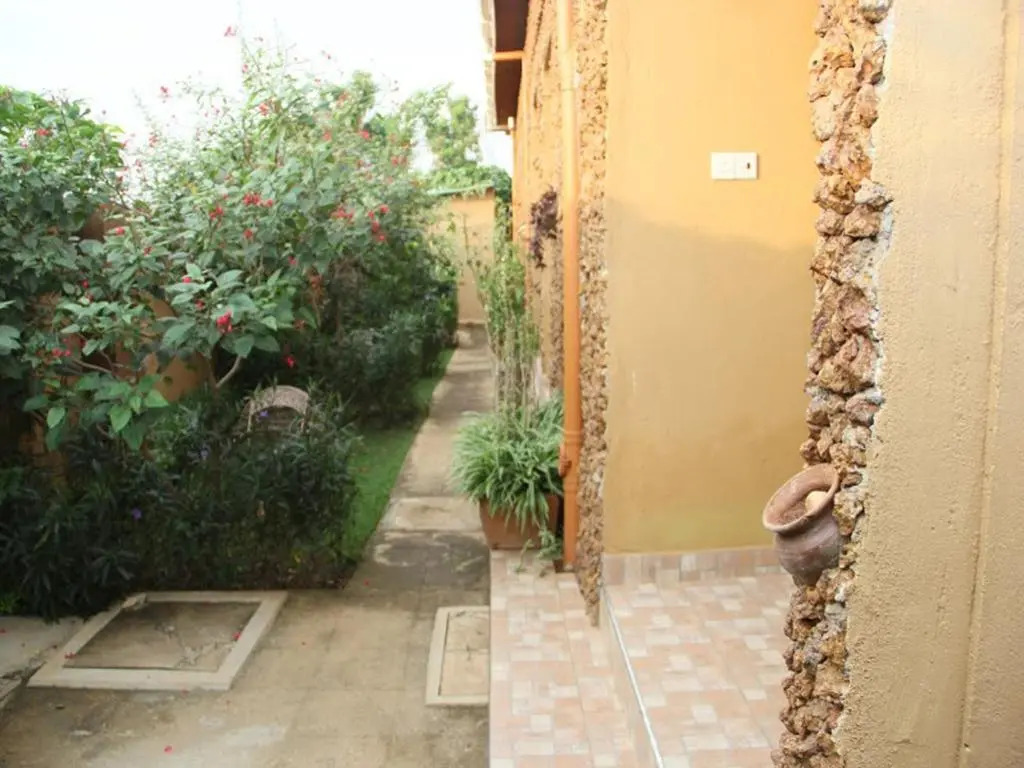 Hotel Gorillas Nest Entebbe