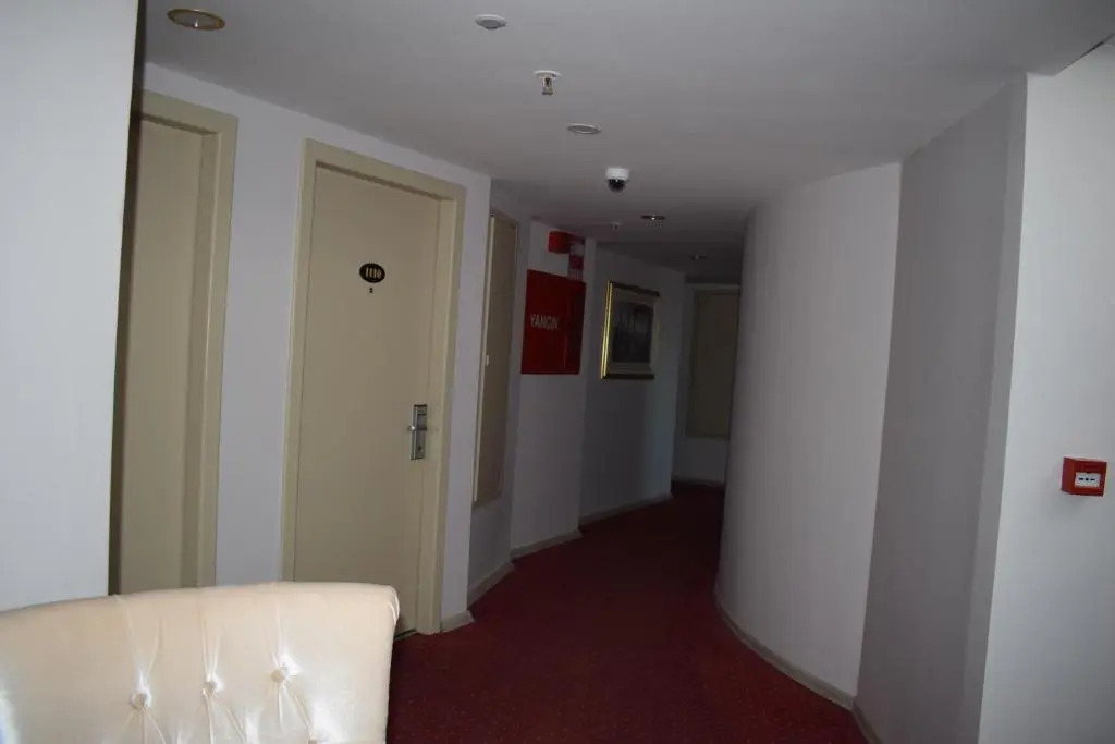 Euro Plaza Hotel