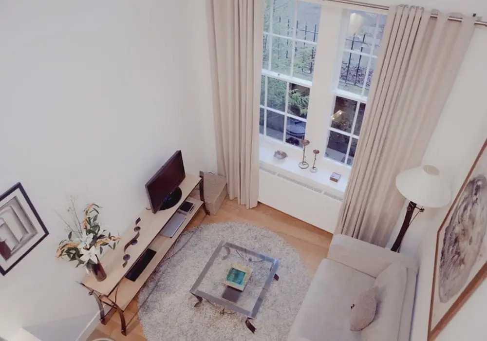 The Studio at Lynedoch Place lane