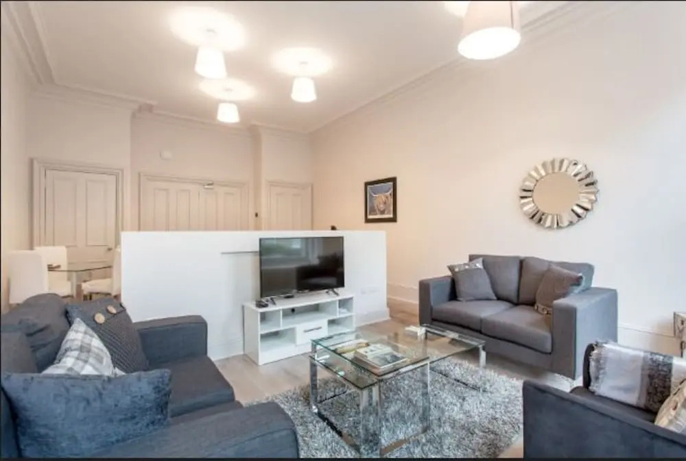 Chester Street 5 Star Residence - Tummel suite