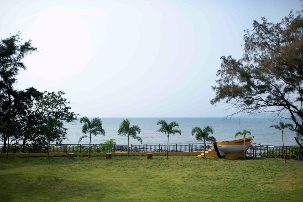 Valukeshwar beach house