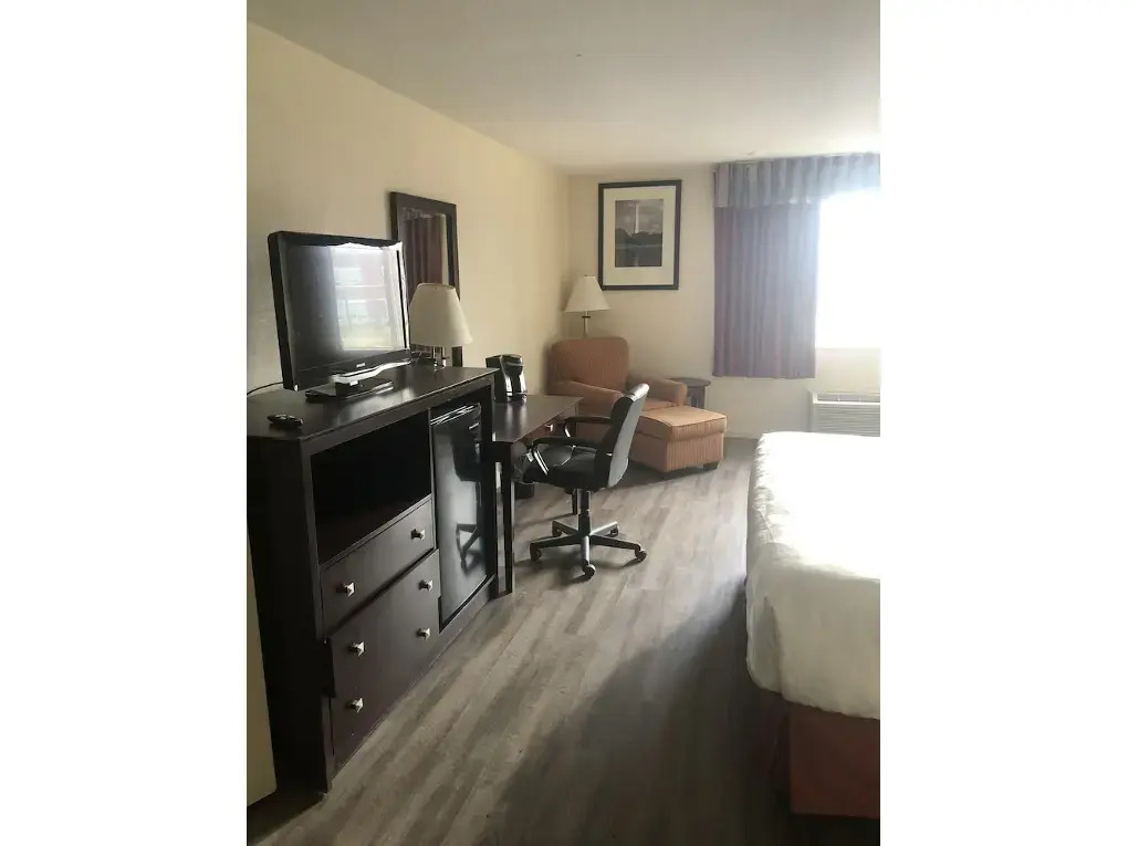 America's Inn