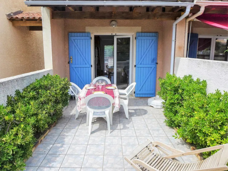 Holiday Home Les Jardins de la Clape-1 by Interhome