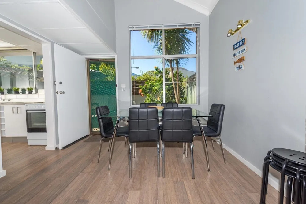 The Pines 8 - Shoal Bay